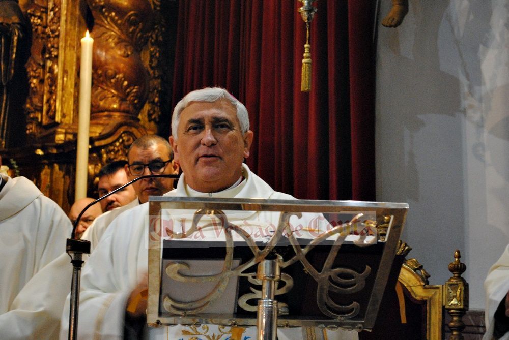El obispo de Cádiz y Ceuta llama a rezar y destaca la valentía del Papa Francisco